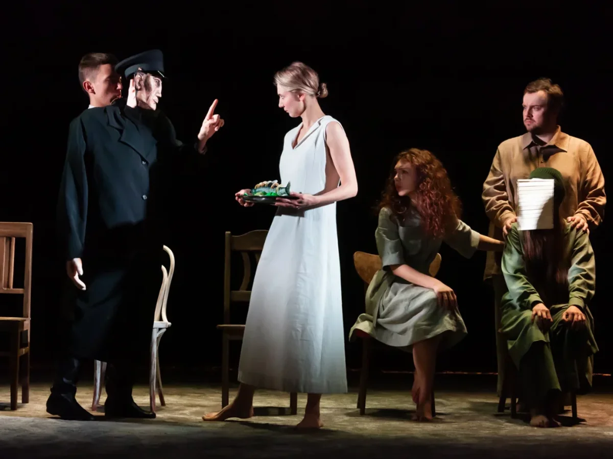 Обычная человеческая история - фото 6